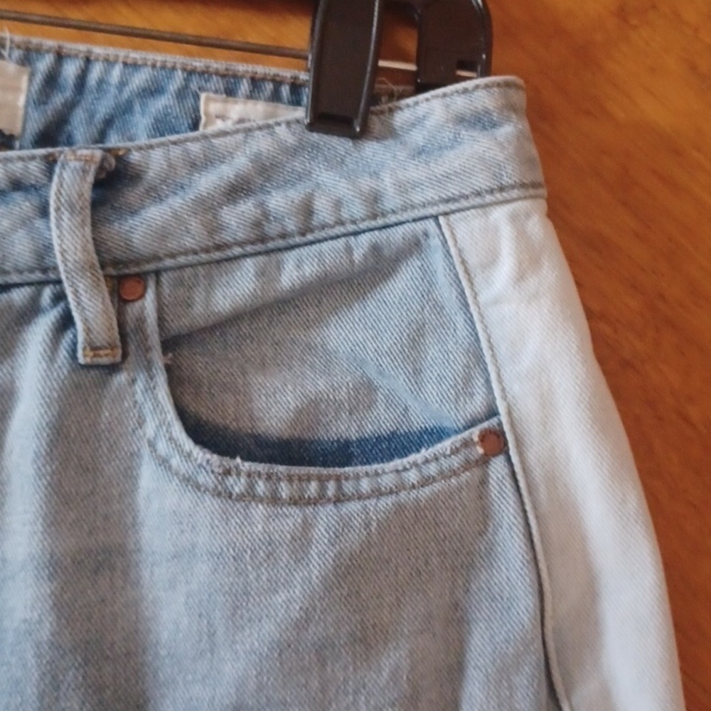PACSUN lightwash Mom jeans. Size 28.Great used condition,  no flaws. - Picture 8 of 13